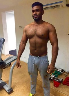 Coach Nazzi - Male escort in Dubai Photo 2 of 3