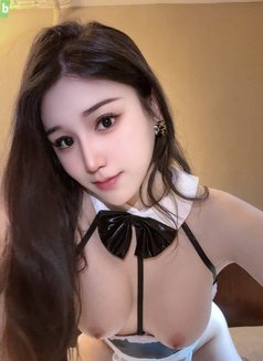 Coco - escort in Guangzhou Photo 13 of 13