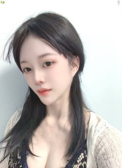 Coco - escort in Shenzhen Photo 3 of 4