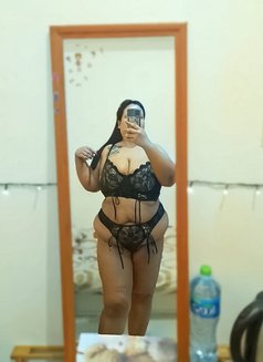 Coco - puta in Abu Dhabi Photo 5 of 15