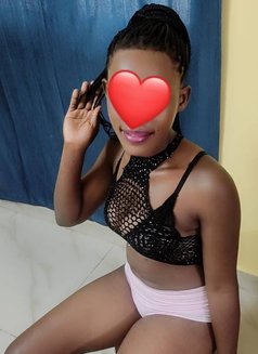 TOP SEXY SLIM AFRICAN MODEL Coco - puta in Pune Photo 2 of 5