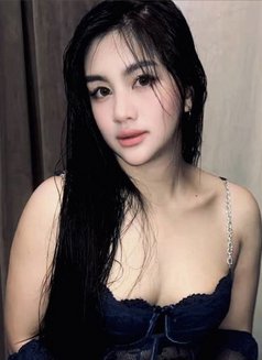 Coco - escort in Dubai Photo 1 of 7