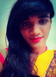 Coco - Dominadora transexual in Noida Photo 1 of 1