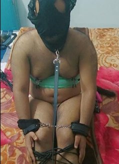 African coco - escort in Chennai Photo 8 of 8
