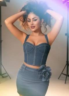 Coco - escort in Beirut Photo 1 of 4