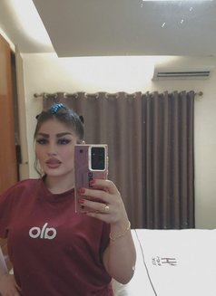 Coco - escort in Beirut Photo 6 of 12