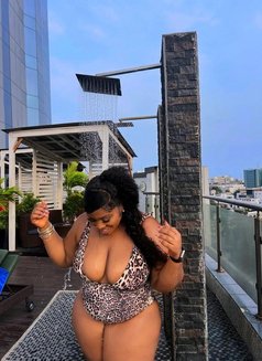 Coco - escort in Accra Photo 2 of 4