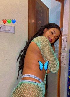 Coco - escort in Hyderabad Photo 3 of 4