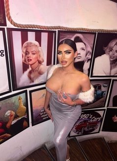 Coco Big cock 9’1 🇹🇭 - Transsexual escort in Dubai Photo 12 of 15