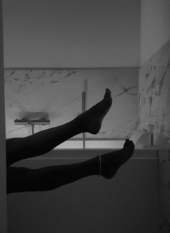 Coco Tantra - masseuse in Paris Photo 3 of 4