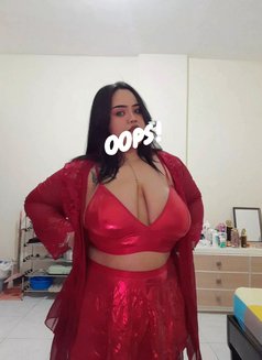 Coco - puta in Abu Dhabi Photo 13 of 14