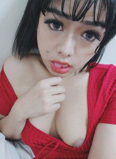 Coco - Transsexual escort in Dubai Photo 4 of 17