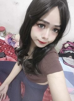 Coco - Transsexual escort in Dubai Photo 13 of 17