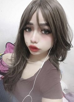 Coco - Transsexual escort in Dubai Photo 14 of 17