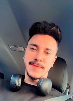 Faris massage - Male escort in Abu Dhabi Photo 3 of 12