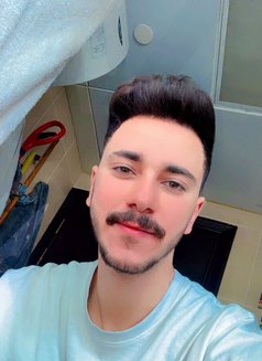 Faris massage - Male escort in Abu Dhabi Photo 8 of 12