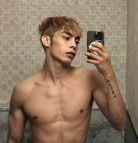 ASIAN Cody Hurrac - Acompañantes masculino in Dubai