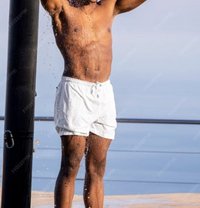 Colabo - escort in Nairobi Photo 1 of 5