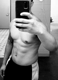 Cold11 - Male escort in Kathmandu Photo 2 of 2