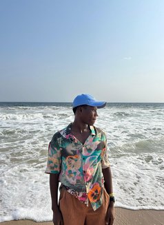 Cole - Male escort in Lagos, Nigeria Photo 3 of 3