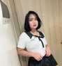 Coleen - escort in Makati City Photo 11 of 13