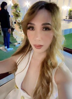 Coleen - Transsexual escort in Ajmān Photo 6 of 10