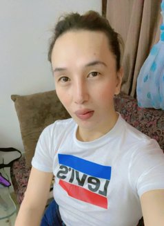 Coleen - Transsexual escort in Ajmān Photo 7 of 10