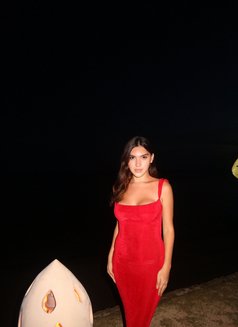 Coleen - Acompañantes transexual in Manila Photo 2 of 5