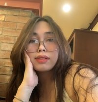 Coleng - Acompañantes transexual in Manila