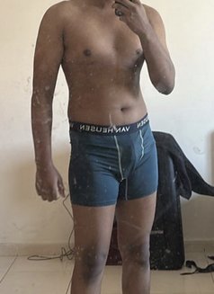 College Boy - Male escort in Dubai Photo 2 of 2