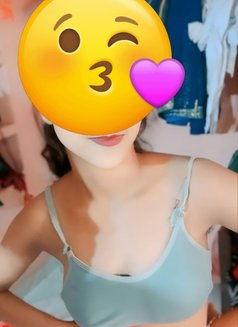 College Girl Nude Cam Show Available - puta in Mysore Photo 2 of 2