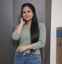 R U looking for decent and homely girl ? - puta in Hyderabad Photo 4 of 4