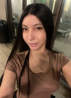 Colline - escort in Taichung Photo 3 of 5