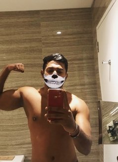 Colombo Stallion - Male escort in Colombo Photo 1 of 5