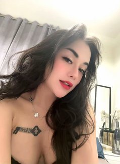 Come and get me daddy - escort in Dubai Photo 2 of 12