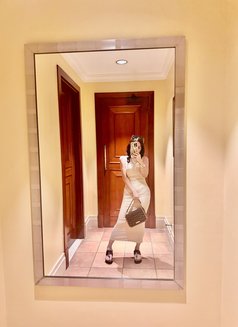 Come and get me daddy - escort in Dubai Photo 3 of 12