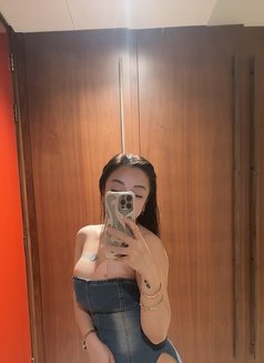 Come and get me daddy - escort in Dubai Photo 4 of 12