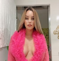 The sexy goddess in your dreams s here - escort in Pune