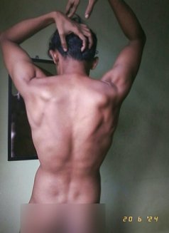 Toiboy - Ladies Only - Male escort in Colombo Photo 1 of 5