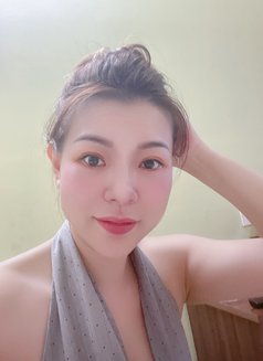Miu Lee - escort in Chennai Photo 3 of 3