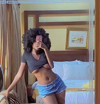 Connie - escort in Kampala