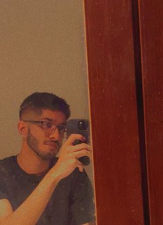 Connor, 6inch - Male escort in Mumbai Photo 1 of 4