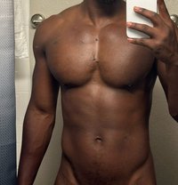 Coochiecreamer - Male escort in Nairobi