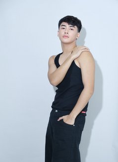Coocoo - Acompañantes masculino in Singapore Photo 11 of 11
