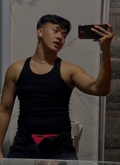 Coocoo - Acompañantes masculino in Taipei Photo 4 of 8