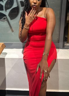 Cookie - escort in Nairobi Photo 10 of 11