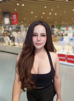 Cookiee - Transsexual escort in Bangkok Photo 17 of 23