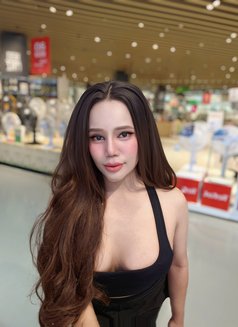 Cookiee - Transsexual escort in Bangkok Photo 18 of 23