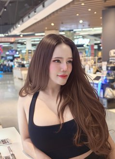 Cookiee - Transsexual escort in Bangkok Photo 23 of 23
