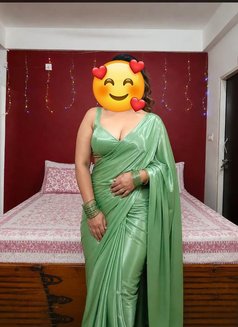 Cool Housewife for meet🥀cam - escort in New Delhi Photo 2 of 18